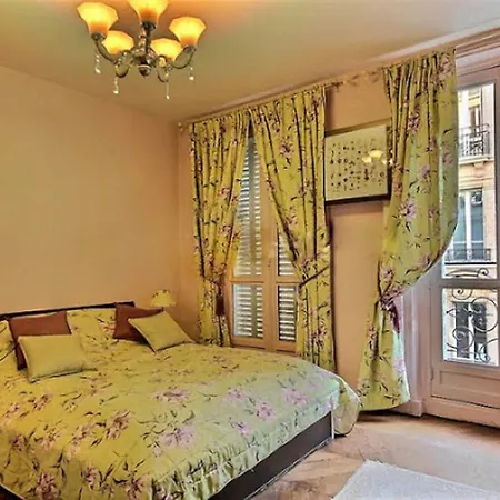 Luxury 3 Bedroom Champs-elysees Appartamento *