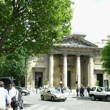 Apartment Luxury 3 Bedroom Champs-elysees *